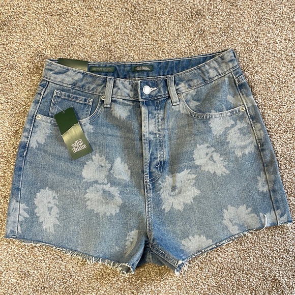 wild fable Pants - NWT Wild Fable Denim Flower Shorts